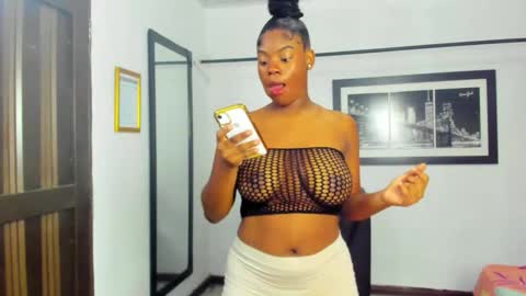 Eva And Emmanuel online show from October 2025 01:33:02 PM