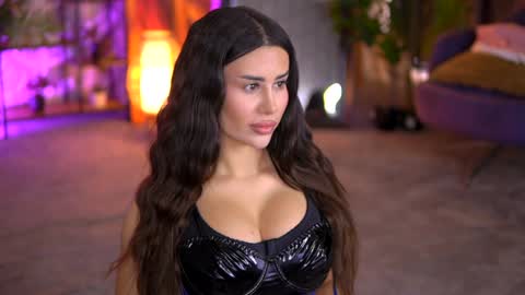 Eva online show from December 2024 11:23:02 AM