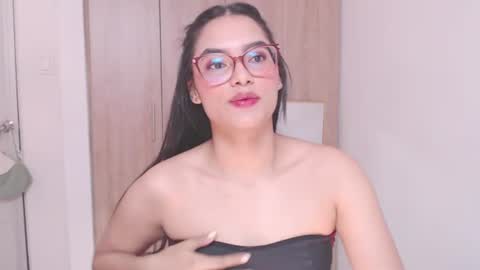 Snapshot of eve_rox18 chatting on July 2026 11:49:02 AM Eve Rox18 online show from July 2026 11:49:02 AM