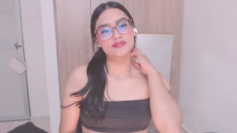 Snapshot of eve_rox18 chatting on August 2026 09:48:02 AM Eve Rox18 online show from August 2026 09:48:02 AM