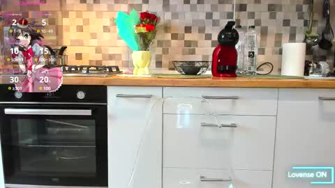 eveeevian online show from October 2025 08:03:01 AM