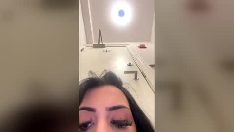 eveexo1212 online show from March 2026 06:04:01 PM