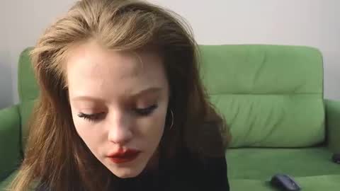 Eveleen online show from October 2025 02:51:02 PM