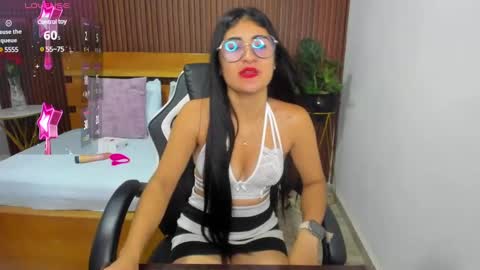 BELLA online show from March 2025 12:04:02 PM