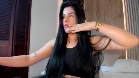 E V E L I N online show from February 2026 02:10:02 AM