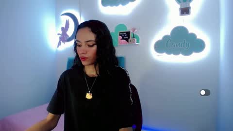 Evelin online show from December 2024 03:00:02 AM