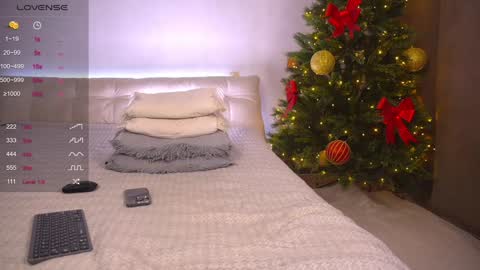 Evelina online show from December 2024 10:26:02 AM