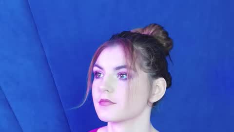 Eve online show from November 2025 05:42:02 AM