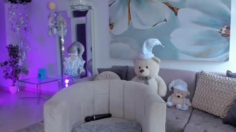 Eve  online show from December 2024 08:21:02 PM