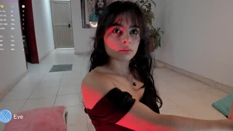 Snapshot of evelyn_evelyn chatting on March 2025 05:07:02 PM evelyn evelyn online show from March 2025 05:07:02 PM