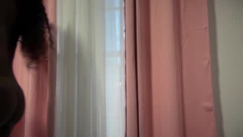 Snapshot of evelyn_jhonson3 chatting on September 2025 11:11:01 AM E V E L Y N online show from September 2025 11:11:01 AM