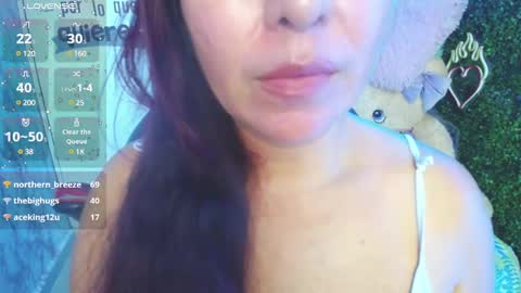 Juliana online show from January 2025 11:03:01 PM