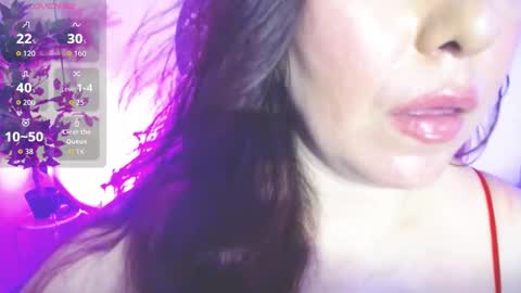 Juliana online show from September 2025 06:24:02 PM