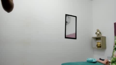 Snapshot of evelyn_morgan1 chatting on October 2025 12:35:02 AM evelyn_morgan1 online show from October 2025 12:35:02 AM