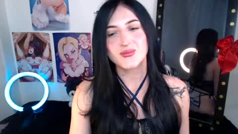 Snapshot of evelyn_sheeran chatting on July 2026 04:10:01 AM Julieta online show from July 2026 04:10:01 AM
