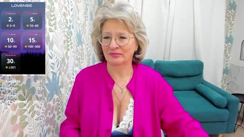 Snapshot of evelynblissful chatting on December 2024 09:29:02 AM Evelyn online show from December 2024 09:29:02 AM