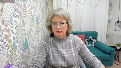 Snapshot of evelynblissful chatting on January 2025 04:58:02 AM Evelyn online show from January 2025 04:58:02 AM