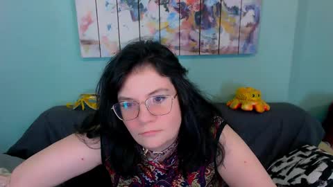 Snapshot of everly_rays chatting on April 2026 06:47:02 AM Everly online show from April 2026 06:47:02 AM