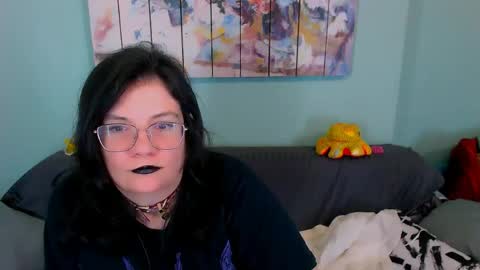 Snapshot of everly_rays chatting on April 2026 02:47:02 AM Everly online show from April 2026 02:47:02 AM