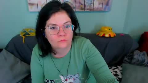 Snapshot of everly_rays chatting on May 2026 10:38:02 PM Everly online show from May 2026 10:38:02 PM