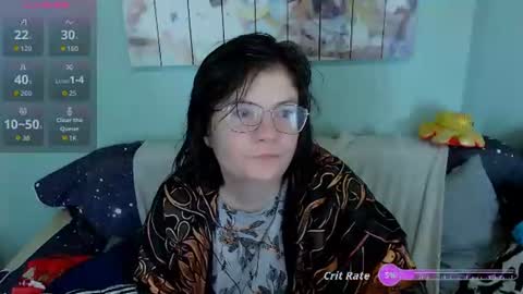 Snapshot of everly_rays chatting on July 2026 06:11:02 PM Everly online show from July 2026 06:11:02 PM