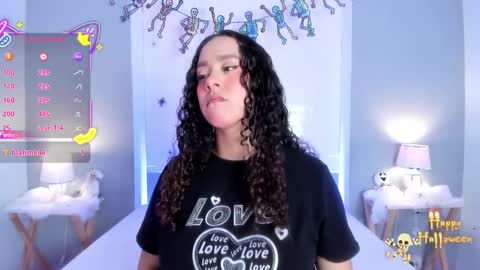 EVELYN online show from October 2025 04:25:02 AM