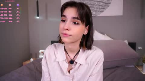 Anita online show from November 2025 04:34:02 AM