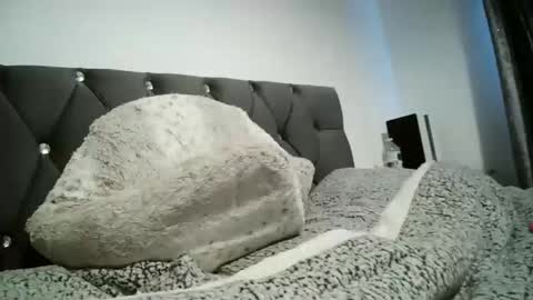 evieloves online show from October 2025 09:28:02 AM