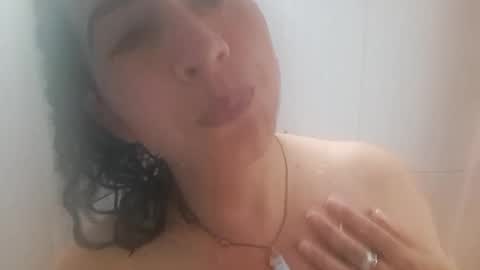 Snapshot of evolet_evolet_ chatting on November 2025 02:17:01 PM Evolet online show from November 2025 02:17:01 PM