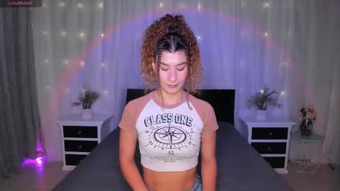 Evolet online show from December 2025 01:20:01 PM