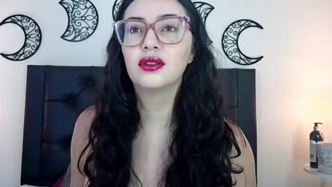 Snapshot of evoletmk chatting on February 2026 11:42:02 AM Evolet online show from February 2026 11:42:02 AM