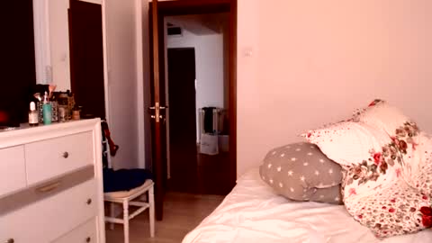 ONLYFANS  There are legends that in this room all your wishes can come true  Private is Open online show from July 2026 04:38:01 AM