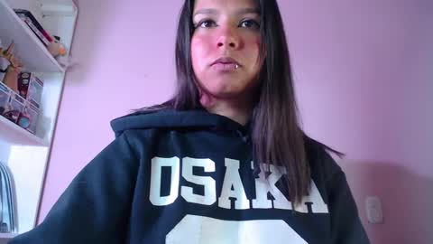 Snapshot of evybubbles_ chatting on February 2025 06:56:02 PM Im Evy online show from February 2025 06:56:02 PM