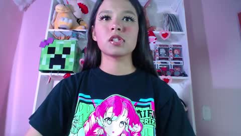 Snapshot of evybubbles_ chatting on March 2025 10:24:01 PM Im Evy online show from March 2025 10:24:01 PM