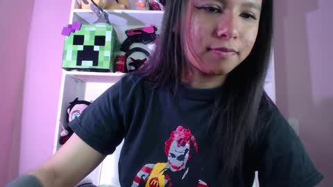 Snapshot of evybubbles_ chatting on September 2025 05:02:01 PM Im Evy online show from September 2025 05:02:01 PM