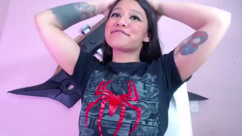 Snapshot of evybubbles_ chatting on September 2025 05:24:01 AM Im Evy online show from September 2025 05:24:01 AM