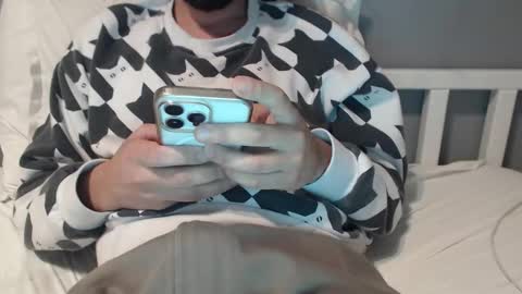 excited222 online show from October 2025 06:32:01 AM