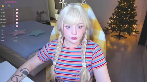 Snapshot of exhoneyangel chatting on December 2024 08:39:02 AM Amy online show from December 2024 08:39:02 AM