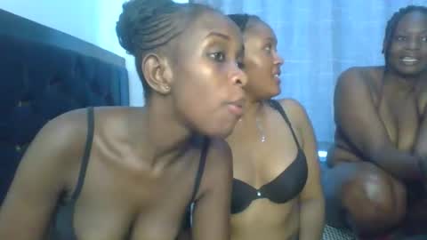 exotic_cutiee online show from April 2026 10:36:01 AM