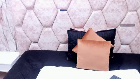 Alison online show from October 2025 07:05:01 PM