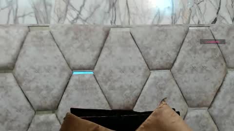 Alison online show from October 2025 07:25:02 PM