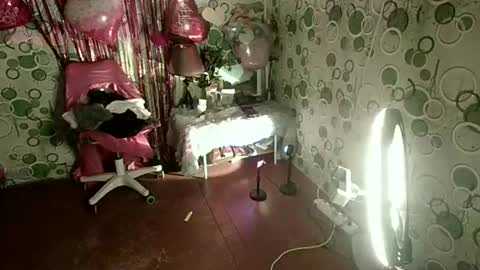 exoticapril01 online show from February 2026 09:05:01 AM