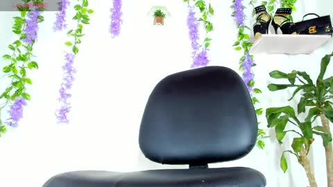 SARA online show from April 2026 08:09:01 PM