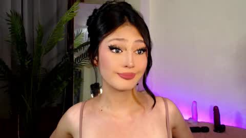 Snapshot of expensive_candyx chatting on December 2024 04:31:01 PM Candy online show from December 2024 04:31:01 PM