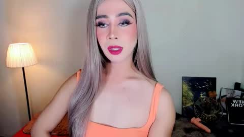 Snapshot of expensive_elise chatting on February 2026 05:35:02 PM expensive_elise online show from February 2026 05:35:02 PM