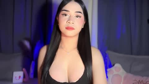 chloee online show from October 2025 10:27:02 AM