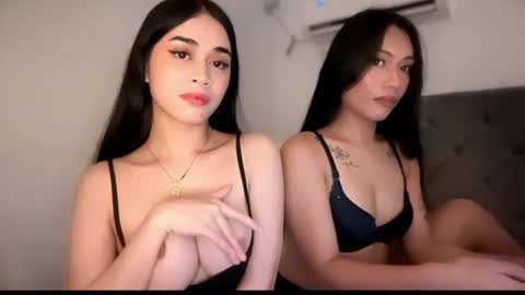 Snapshot of expensivets_chloe chatting on June 2026 06:23:01 PM chloee online show from June 2026 06:23:01 PM