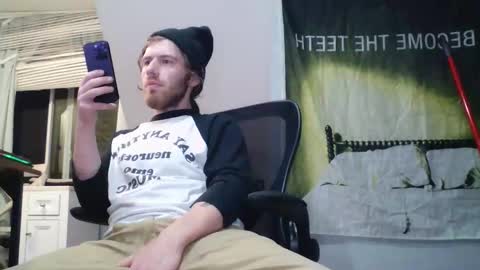 Snapshot of explosive_andyy chatting on May 2026 09:48:02 AM Explosivee andyy online show from May 2026 09:48:02 AM