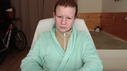 Crystal online show from December 2024 09:50:01 PM