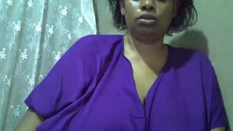 Snapshot of extra_love36 chatting on October 2025 12:03:01 PM extra_love36 online show from October 2025 12:03:01 PM